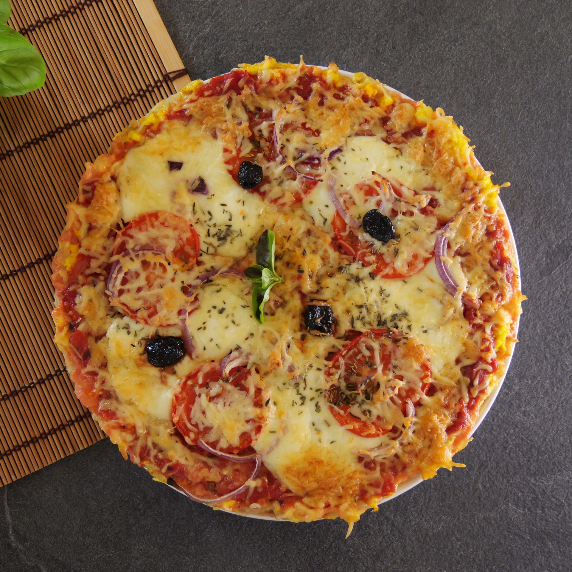 Pizza aux nouilles de konjac