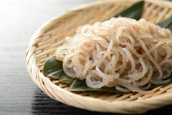 🍜 Nouilles de konjac à l’ail et au piment – Recette express